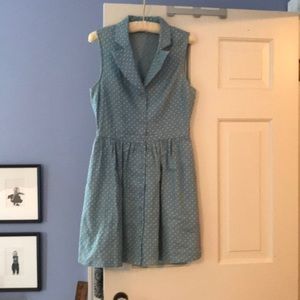 Sleeveless polka dotted dress